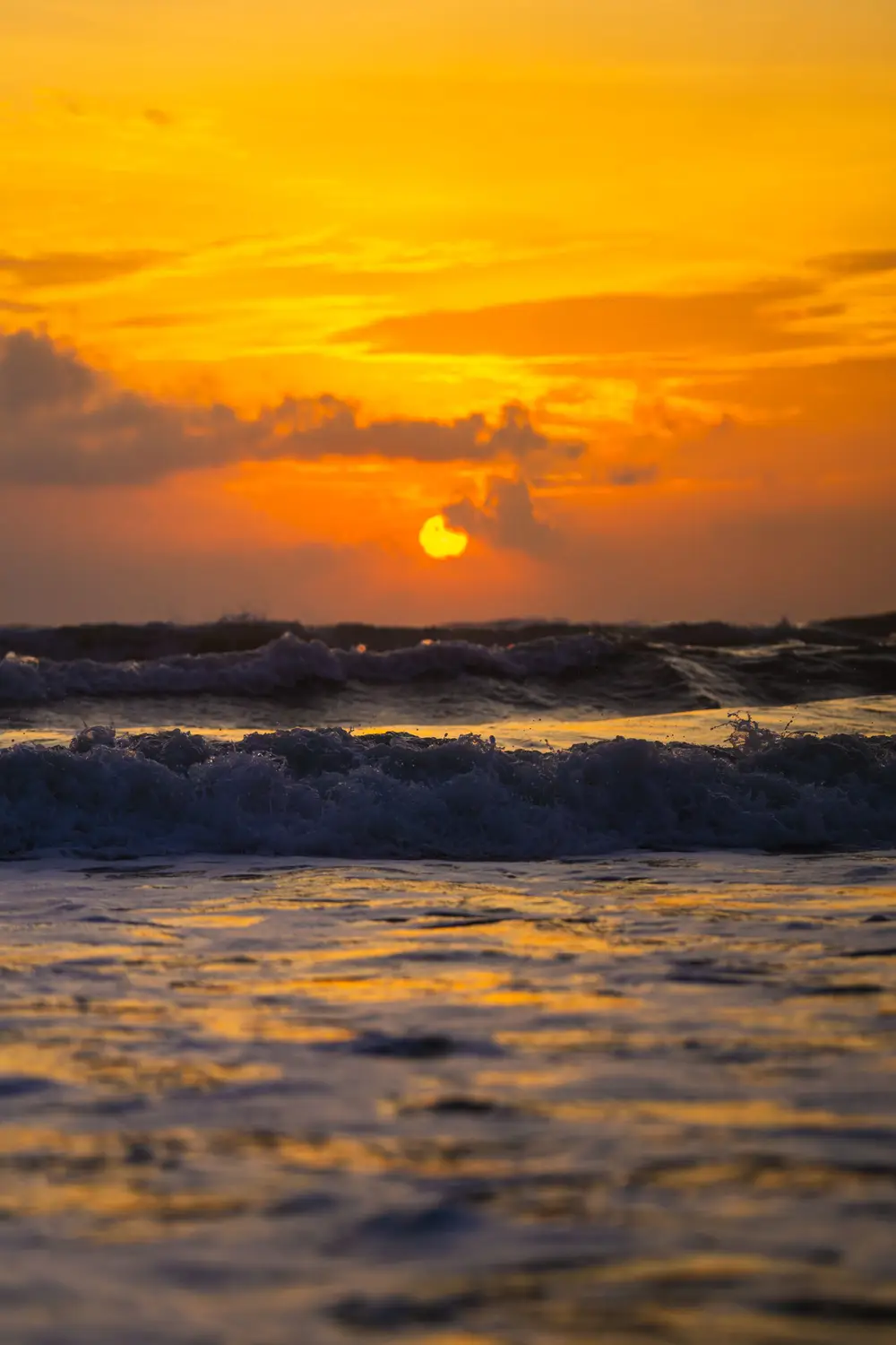 Pôr do sol sobre o mar
